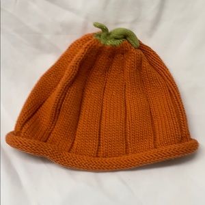 Pumpkin knit hat.  4T-5T